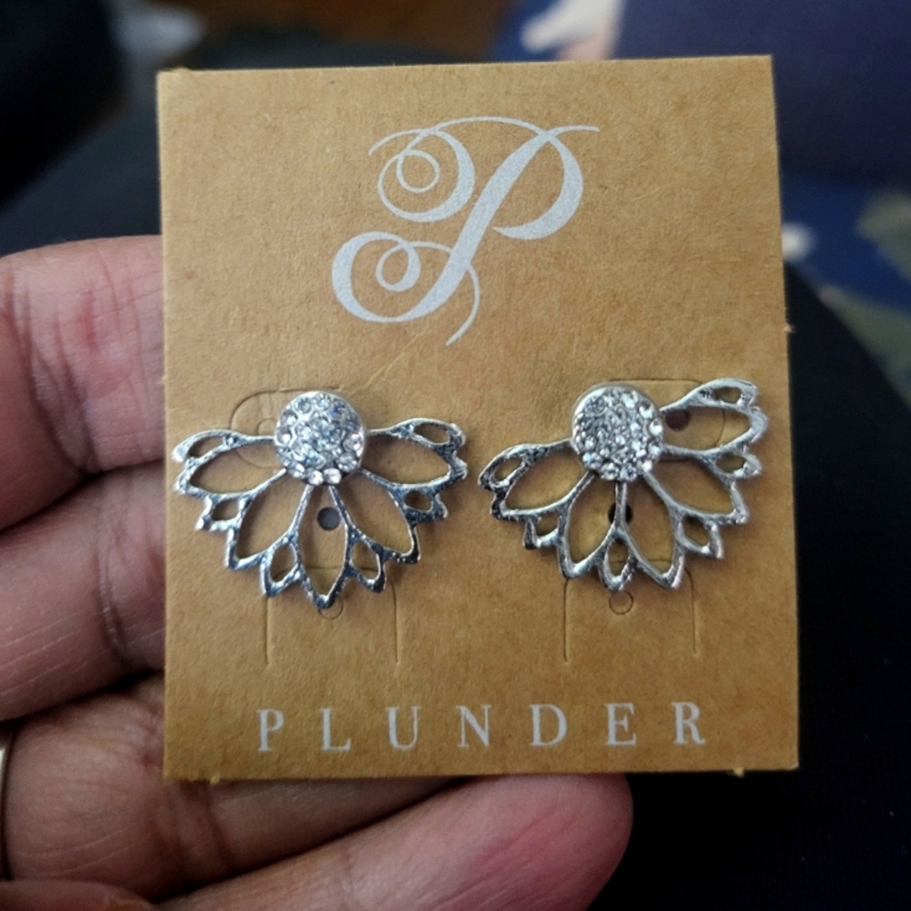 Silver Flower Earrings